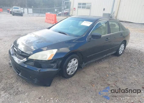 2003 Honda Accord 2.4 Lx z USA, uszkodzony, nr VIN 3HGCM56383G710989